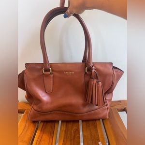 Coach Purse!! Gently used! Will deep clean!